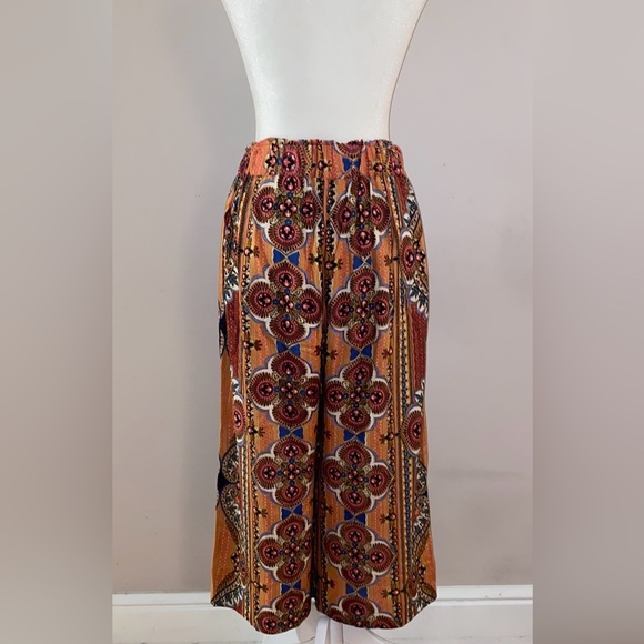 Francesca’s Collection “Blue Rain” Cropped Wide Leg Pant - Picture 5 of 16